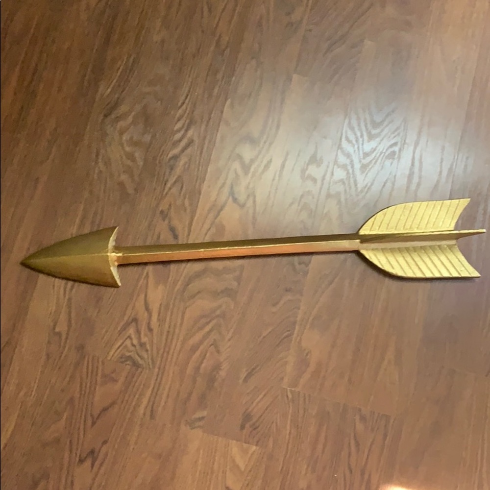 Arrow, wall art